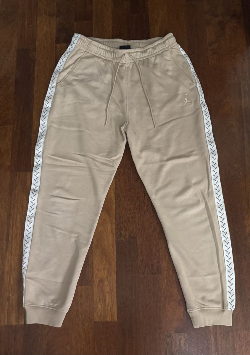 Jordan Pantaloni: Jordan Trainerhose – Nuovo (secondo la descrizione) da Dättlikon venduto da Cocco2