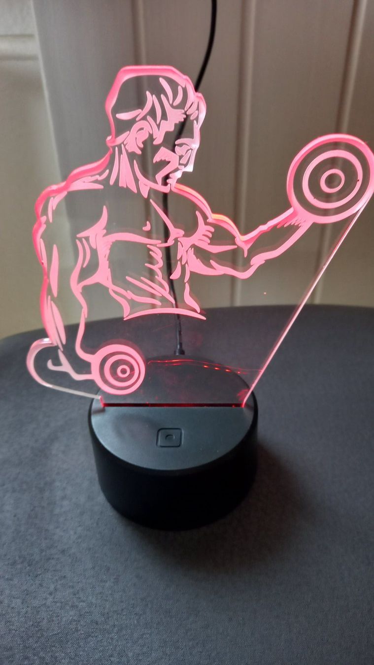 Statuette: LED-Sportfigur – Usato da Oberdorf BL venduto da beaandi 4