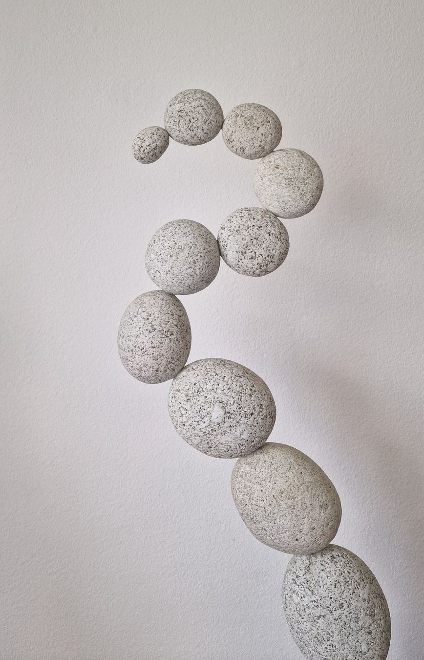 Pietre & tegole: Sculpture de pierre en granit – Nuovo (secondo la descrizione) da La Tour-de-Peilz venduto da ber_9zyg 5