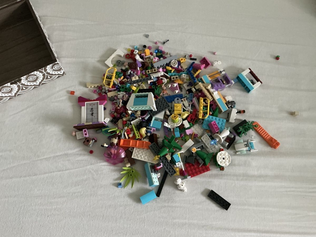 Lego Baukästen: Lego Box mit einer Vielfalt von Teilen – Gebraucht aus Baar von mon_x2bz 1