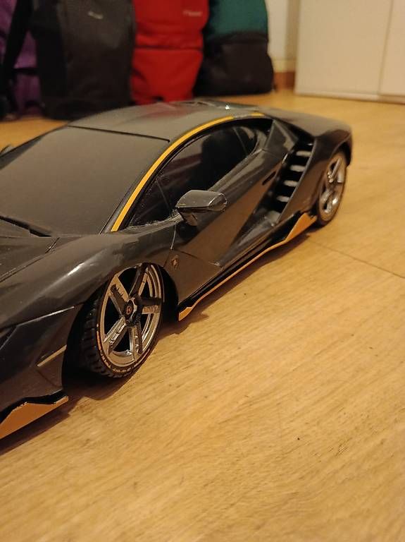 Modellini d'auto: Lamborghini Centenario RC Auto  – Usato da Lufingen venduto da gut_7fs6 1