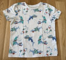 T-shirt requin, taille 98, parfait pour l'été! ☀️ 😎 🦈