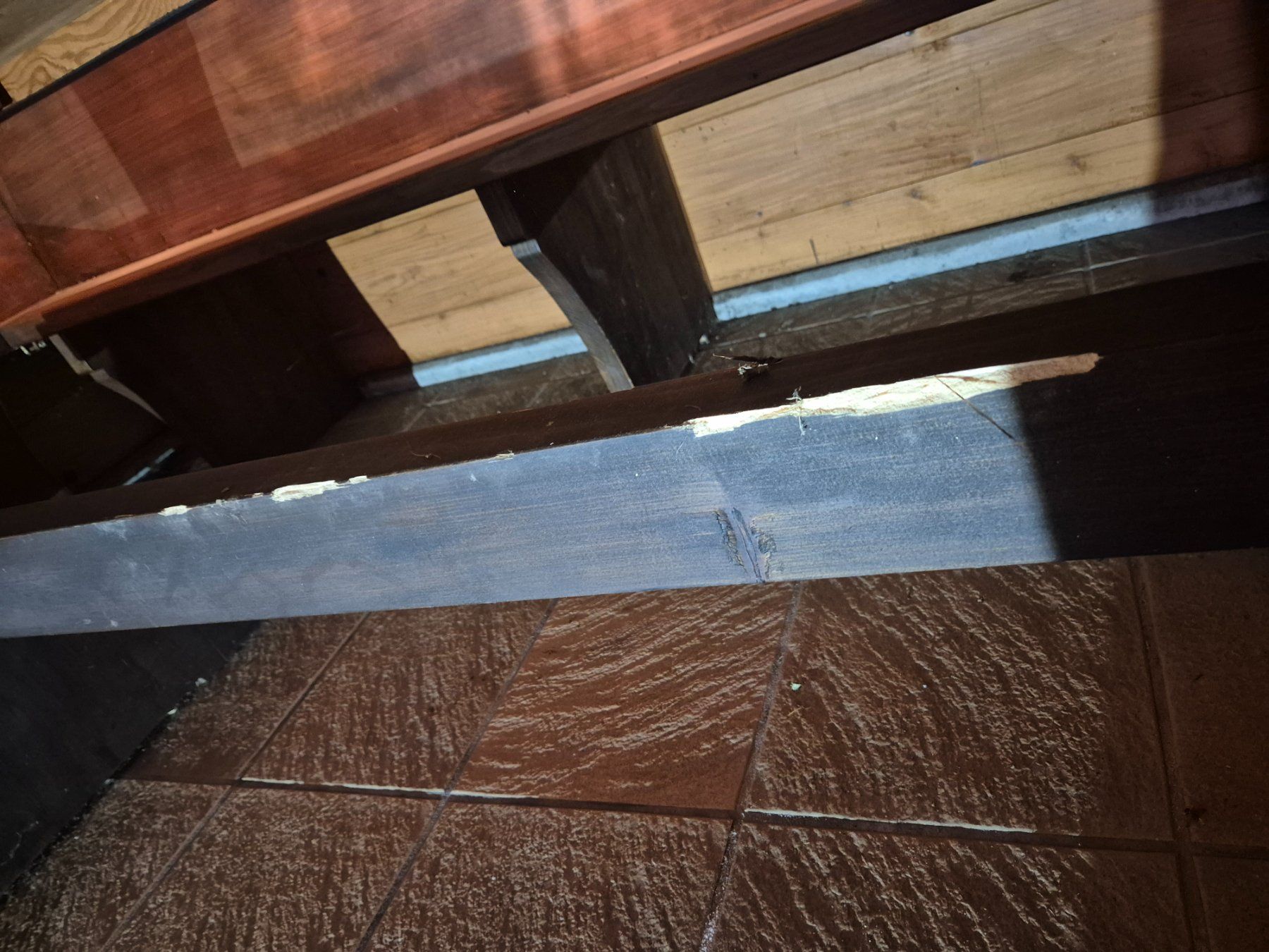 Tische: Massiver Holztisch – Gebraucht aus Kappel SO von LeaK13 2