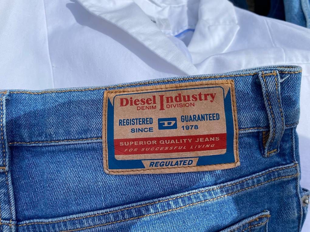 Jeans: Diesel Jeans Weite 29 Länge 30 – Usato da Zürich venduto da sisasu01 3