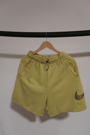 Nike Shorts gelb – Sport / Freizeit