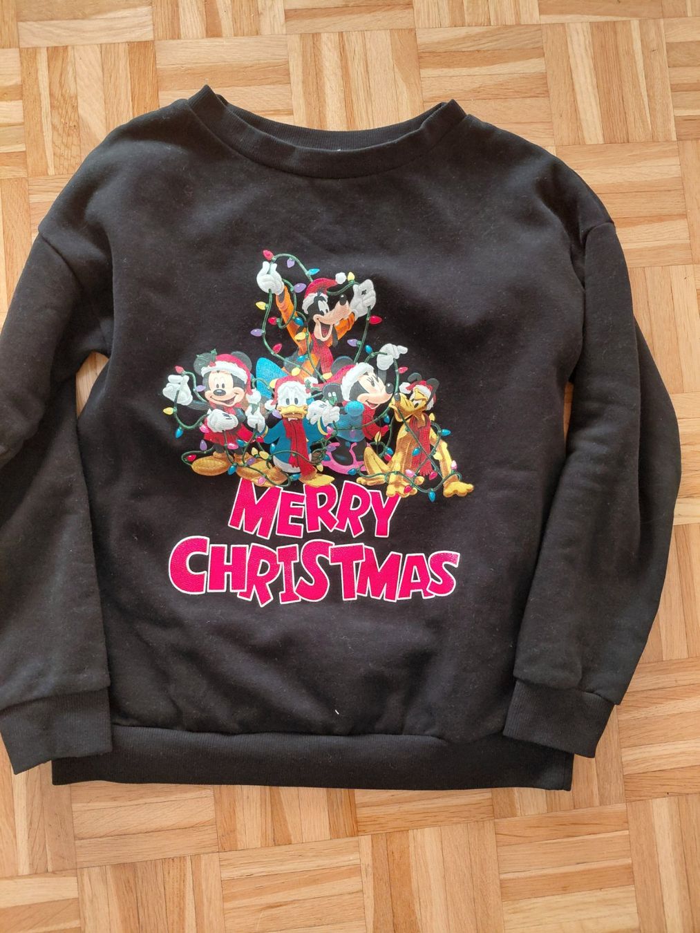 Maglioni & Felpe: Damen Weihnachtspulli disney gr S – Nuovo (secondo la descrizione) da Aesch BL venduto da shiva0211