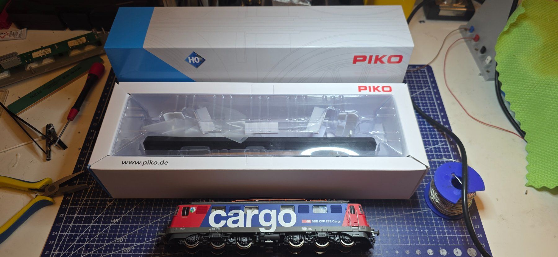 Piko Modelleisenbahnen: Piko 97216 Ae6/6 SBB Cargo H0/DC Analog – Gebraucht aus Hochfelden von Danizh0
