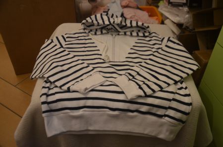 TAILLE 104 - NEU