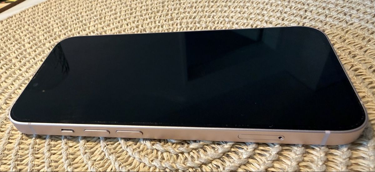 Apple Telefoni cellulari / Smartphones: iPhone 13 mit 128GB in rosa – Usato da Wolfhausen venduto da laura_coo 2