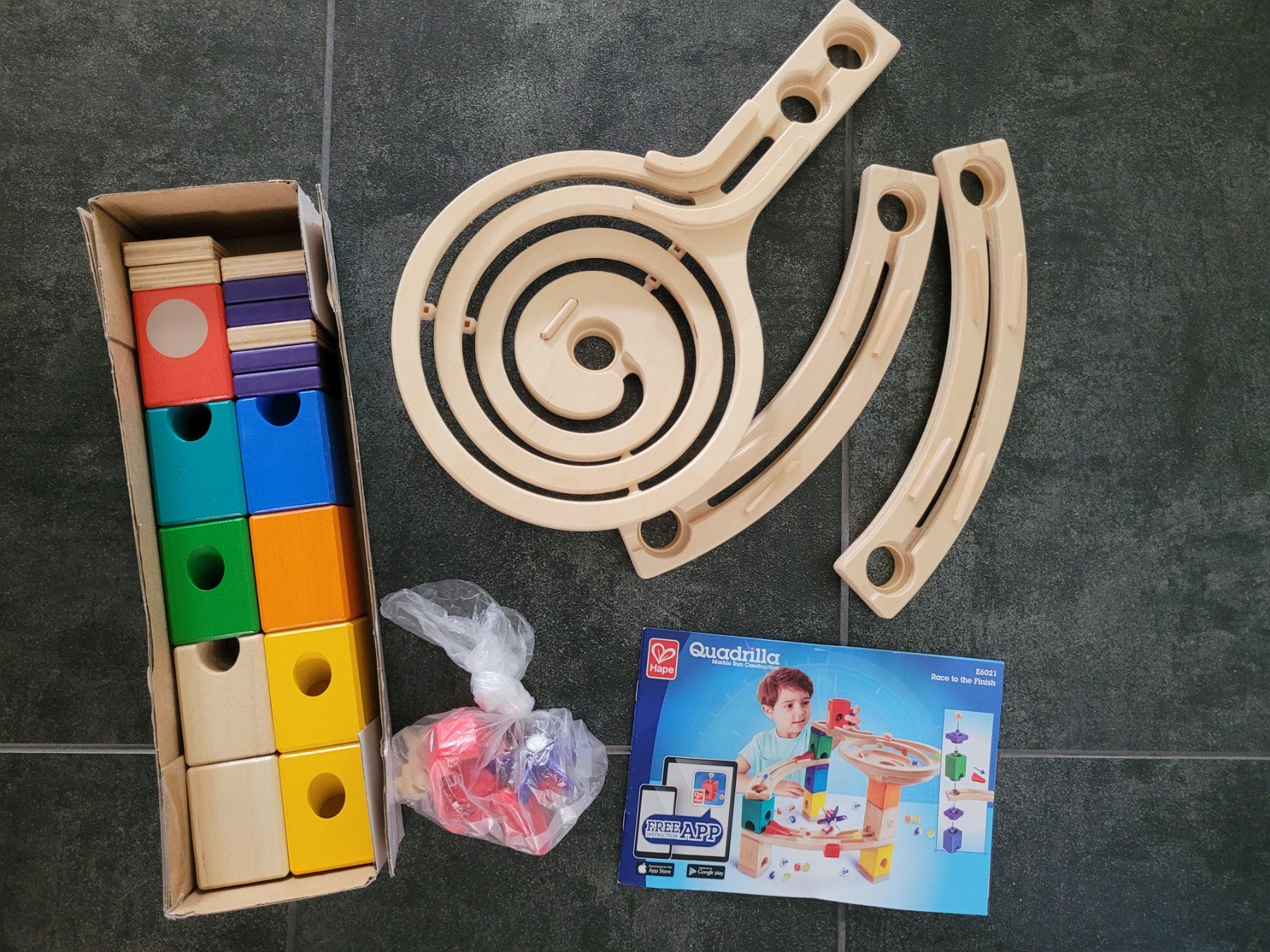 Quadrilla Giocattoli: Hape Quadrilla Marmelbahn – Usato da Kirchberg BE venduto da Voidokilia 1