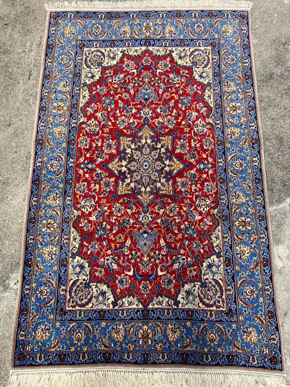Teppiche: ISFAHAN mit Seide Perser 180x109cm – Gebraucht aus Zürich von Artnuvo 6