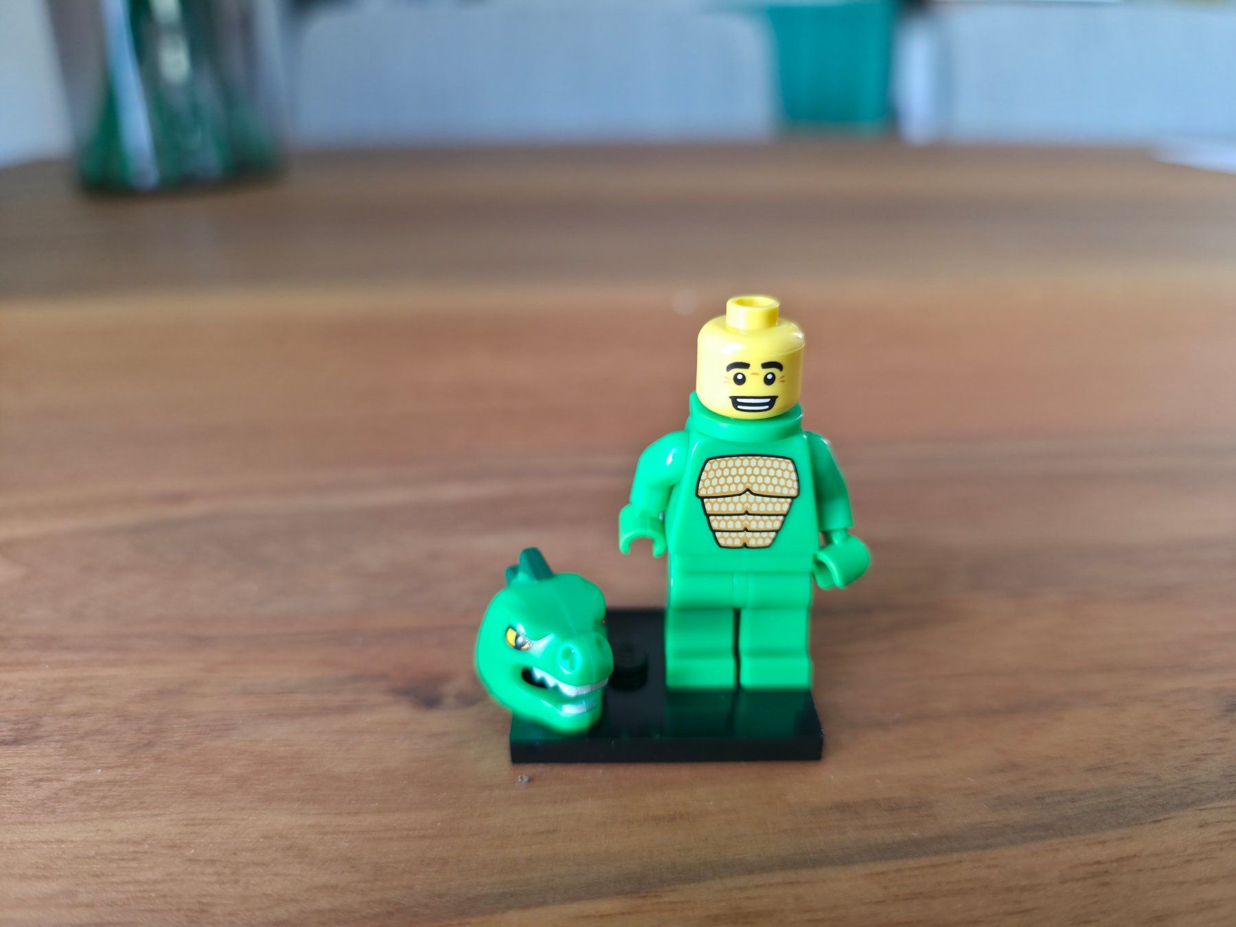 Lego Statuette: Lego Minifigur Serie 5 Lizard Mann – Usato da Laufen venduto da elias39