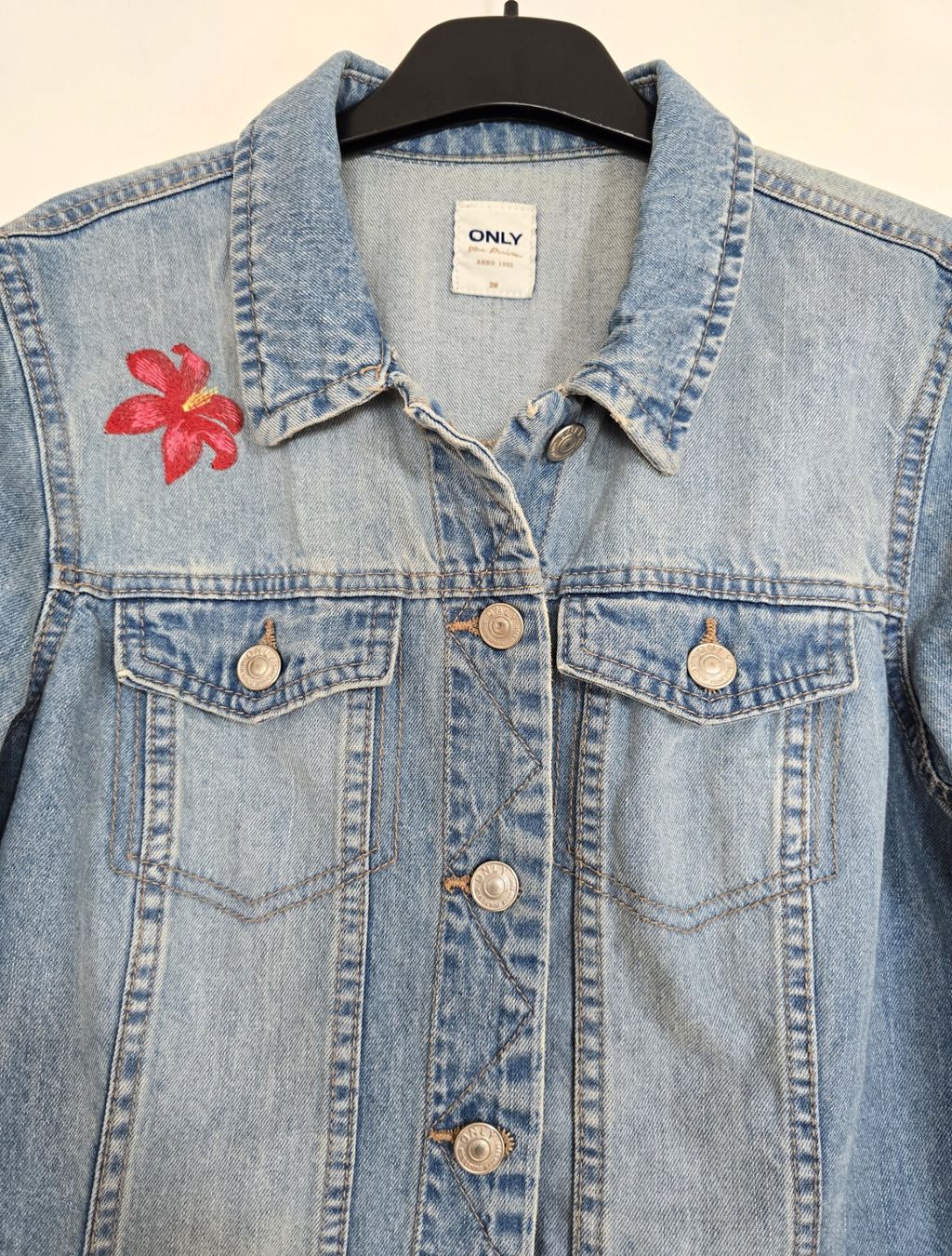 Only Giacche: Only Damen Jacke Jeansjacke Grösse 38 – Usato da Oetwil an der Limmat venduto da dhantal 6