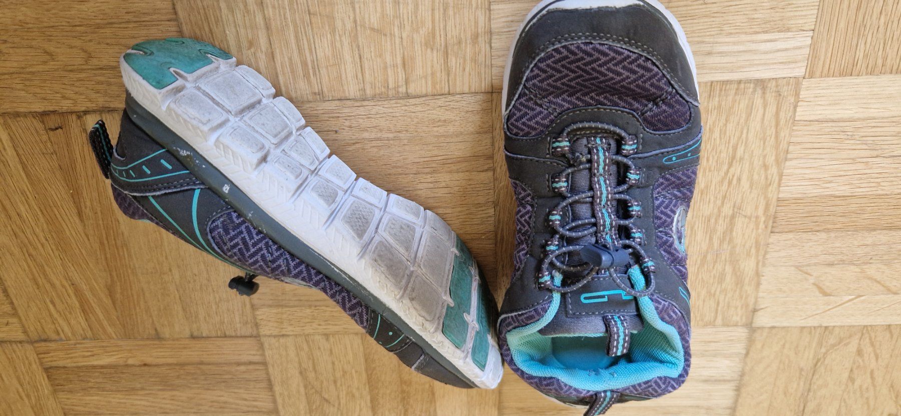 Herrenschuhe: Sneaker Gr 36 – Gebraucht aus Kriens von Evelyne.borth 1