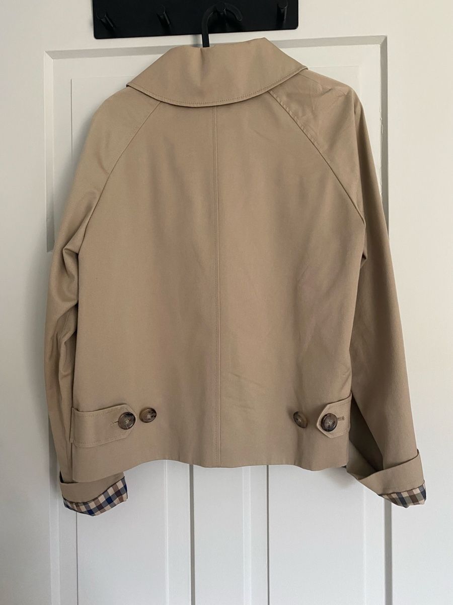 Sezane Cappotti: Sézane Bobby Trenchcoat size 34 – Nuovo (secondo la descrizione) da Zürich venduto da Marjolynee 4