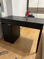 Schreibtisch schwarz mit Schublade und Fach