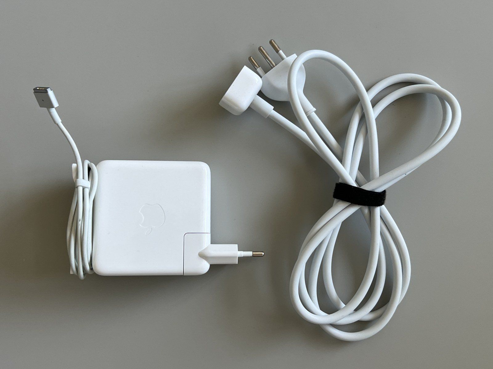 Apple Caricabatterie: Apple 85W MagSafe 2 Power Adapter A1424 mit Originalbox – Usato da Zürich venduto da Kollege7 2