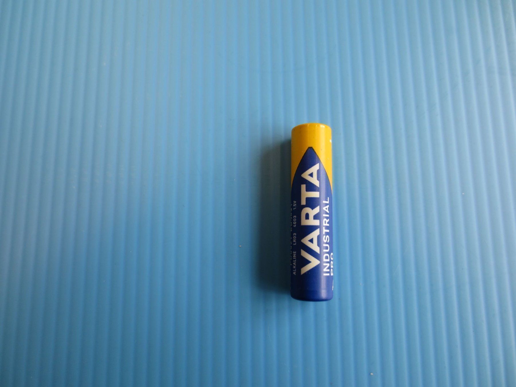 Varta Akkus & Batterien: 30 Stk. AAA Varta Pro Batterien 1270mAh – Neu und originalverpackt aus Sulz LU von Elektrofachverkauf 2