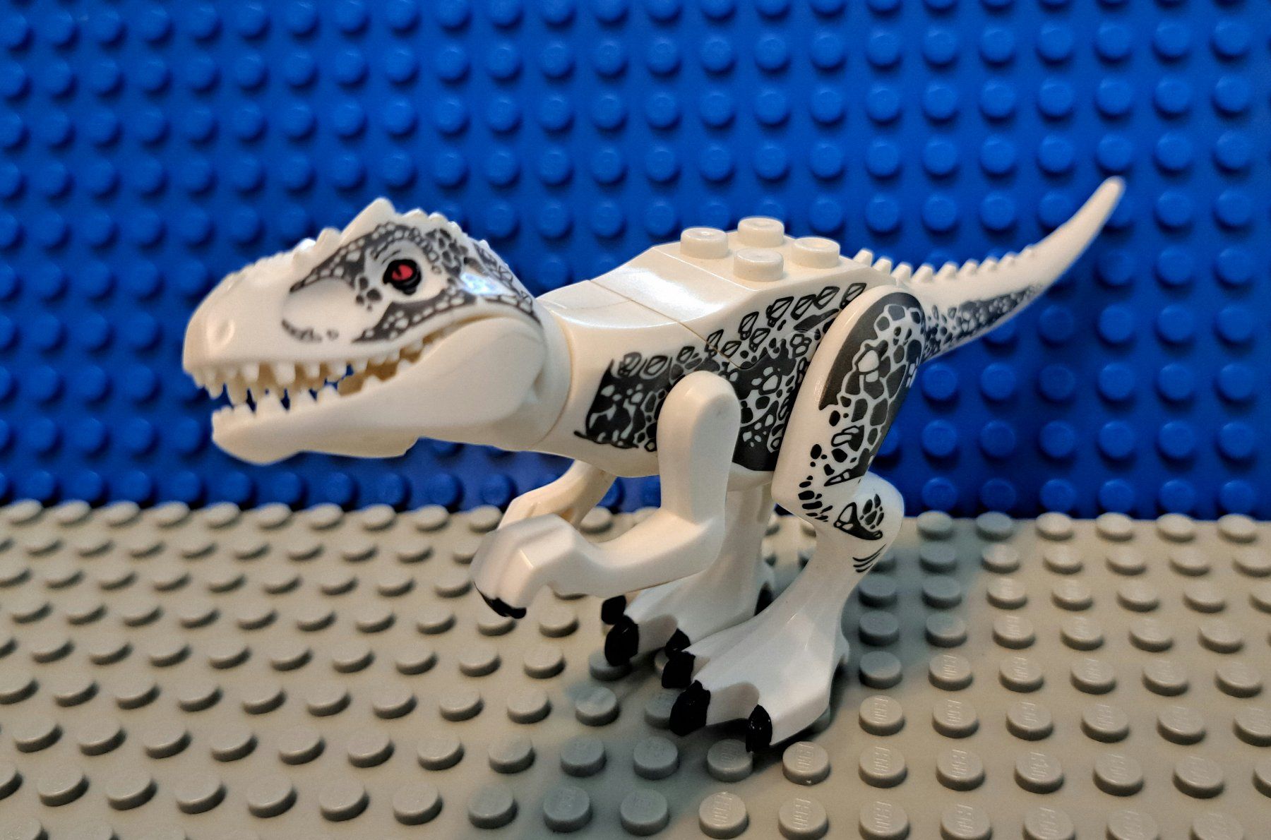 Figuren: 3x Figuren Dinosaurier Jurassic World – Gebraucht aus Igis von magneto_hg 3
