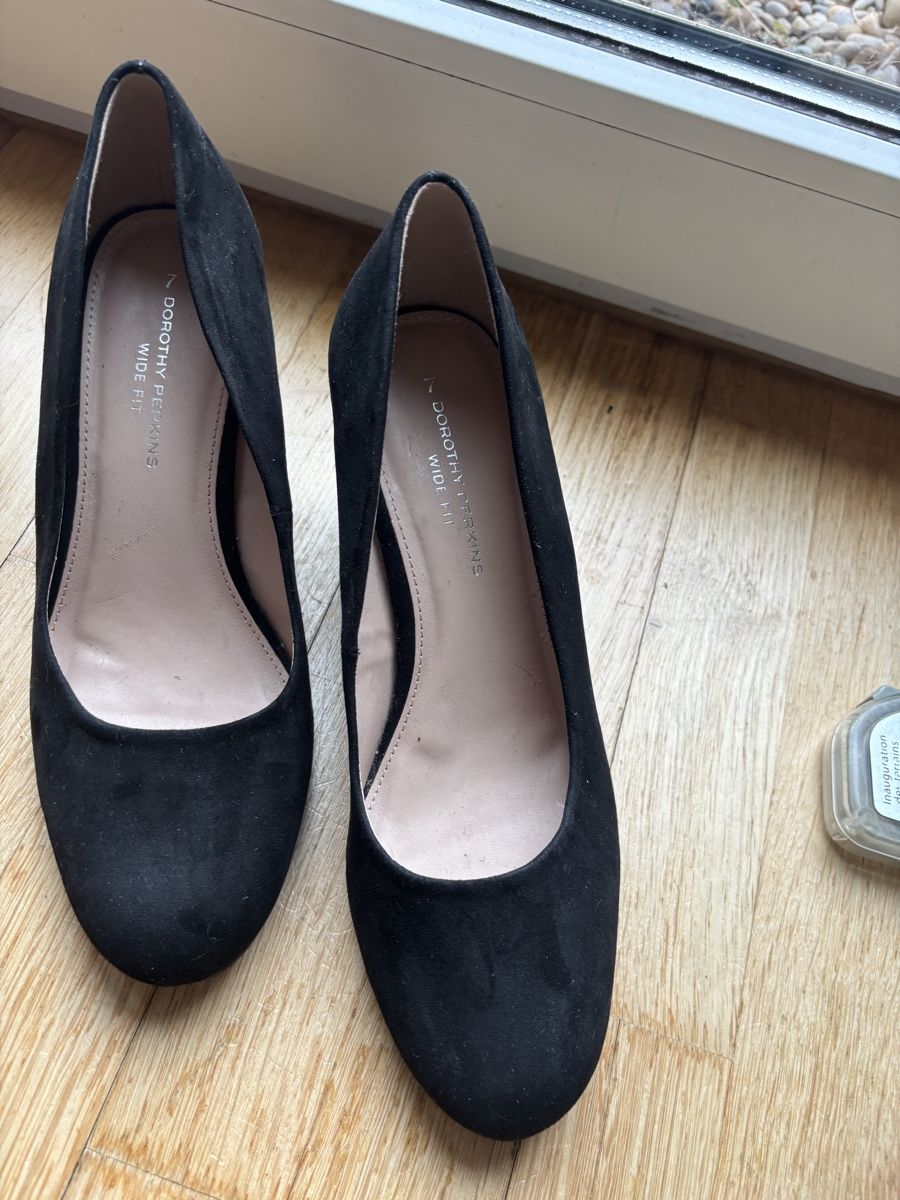 Dorothy Perkins Scarpe da donna: Escarpins noirs Dorothy Perkins, taille 40 – Nuovo (secondo la descrizione) da Biel/Bienne venduto da Spook7