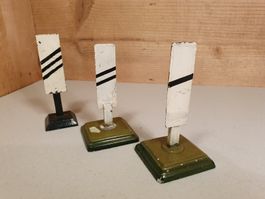 Drei Signalbaken von Märklin und anderem Hersteller Spur 0