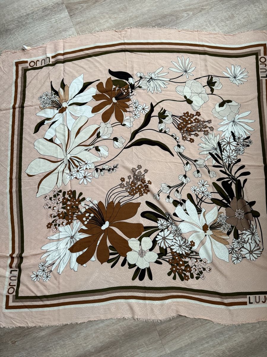 Liu Jo Foulard & Sciarpe: LIU Jo Halstuch rosa – Usato da Oberkirch venduto da Voenni74 1