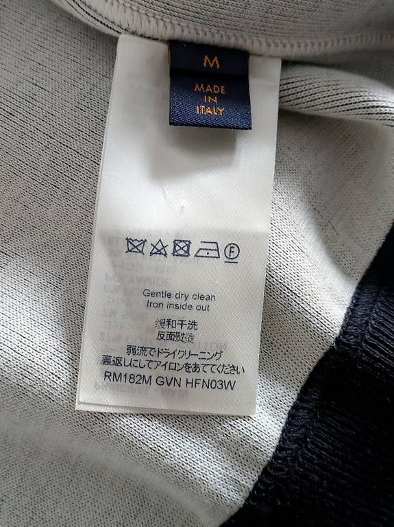 Jacken: Louis Vuitton Monogram Sleeve Bomber Grösse M – Gebraucht aus Pratteln von Mafium 4