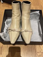Beige Stiefelette mit Absatz  Gr.39 1x getragen 
