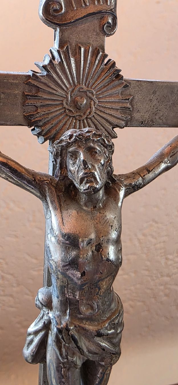 Sculture & Statue: Antikes Kruzifix, silbern – Usato da Wolfhalden venduto da Nati-Nati 2