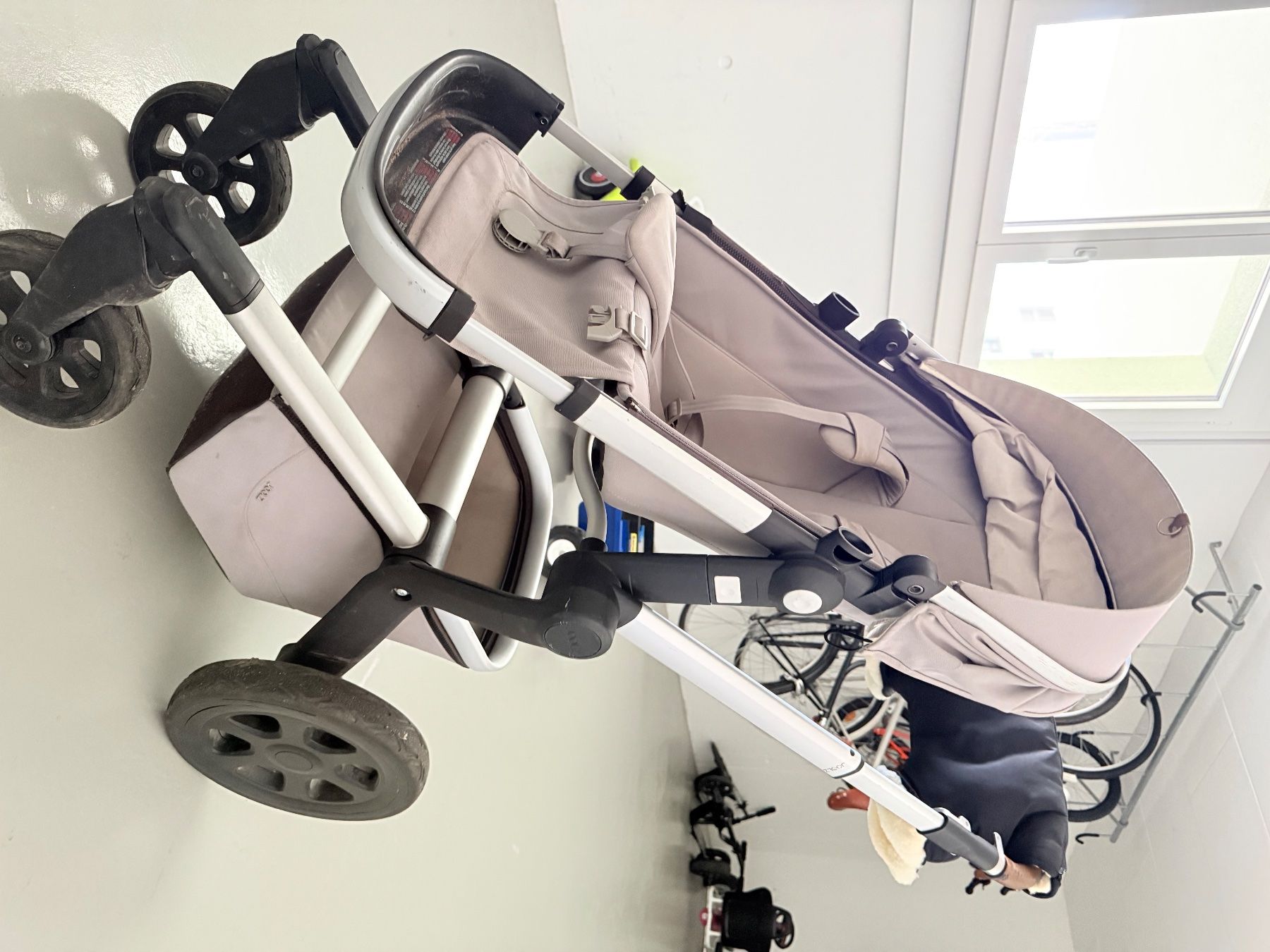 Kinderwagen: Joolz 2 + Accessories – Gebraucht aus Steinen von GiulioMira 2