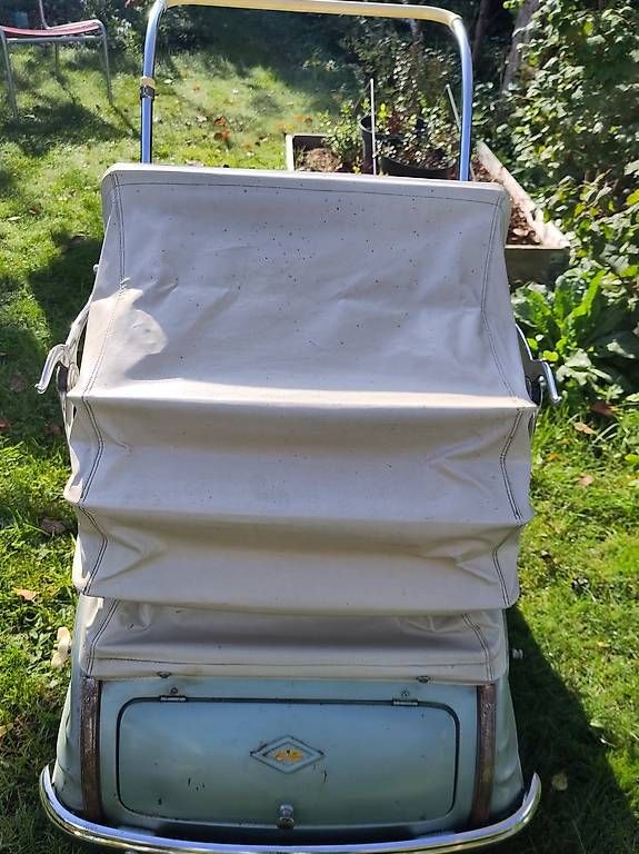 Carrozzine: antiker Kinderwagen – Usato da Sursee venduto da Buholz0 4