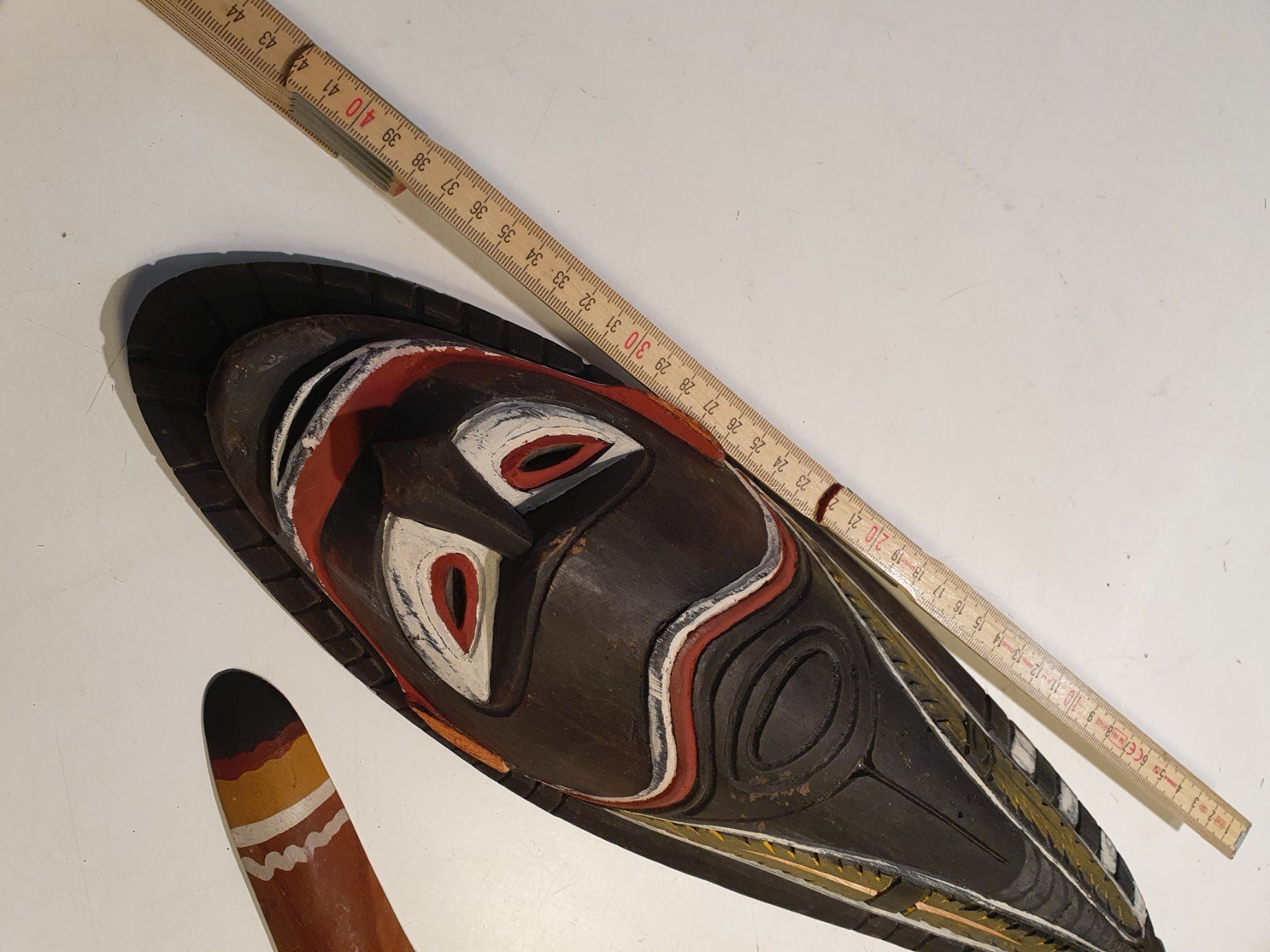 Arte internazionale: Afrikalische Maske mit Boomerrang – Usato da Zürich venduto da loosebone 2