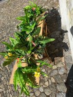 grosse Girlande Deko mit Kunstblumen