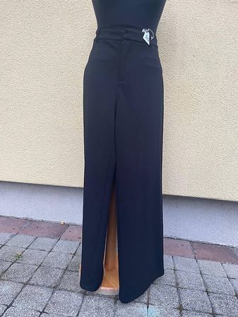 Vendo pantaloni lunghi e corti donna 