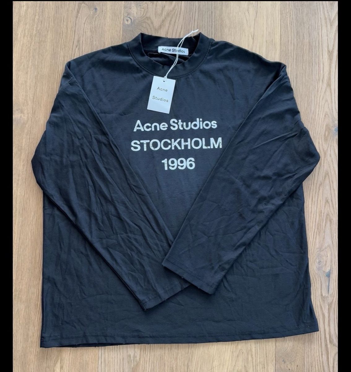 Acne Studios Maglioni & Felpe: Acne Studios longsleeve – Nuovo (secondo la descrizione) da Gutenburg venduto da lau_7ff6