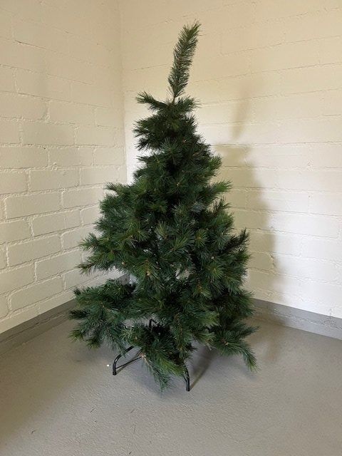 Tutte le decorazioni: Weihnachtsbaum – Usato da Reinach BL venduto da Kes86