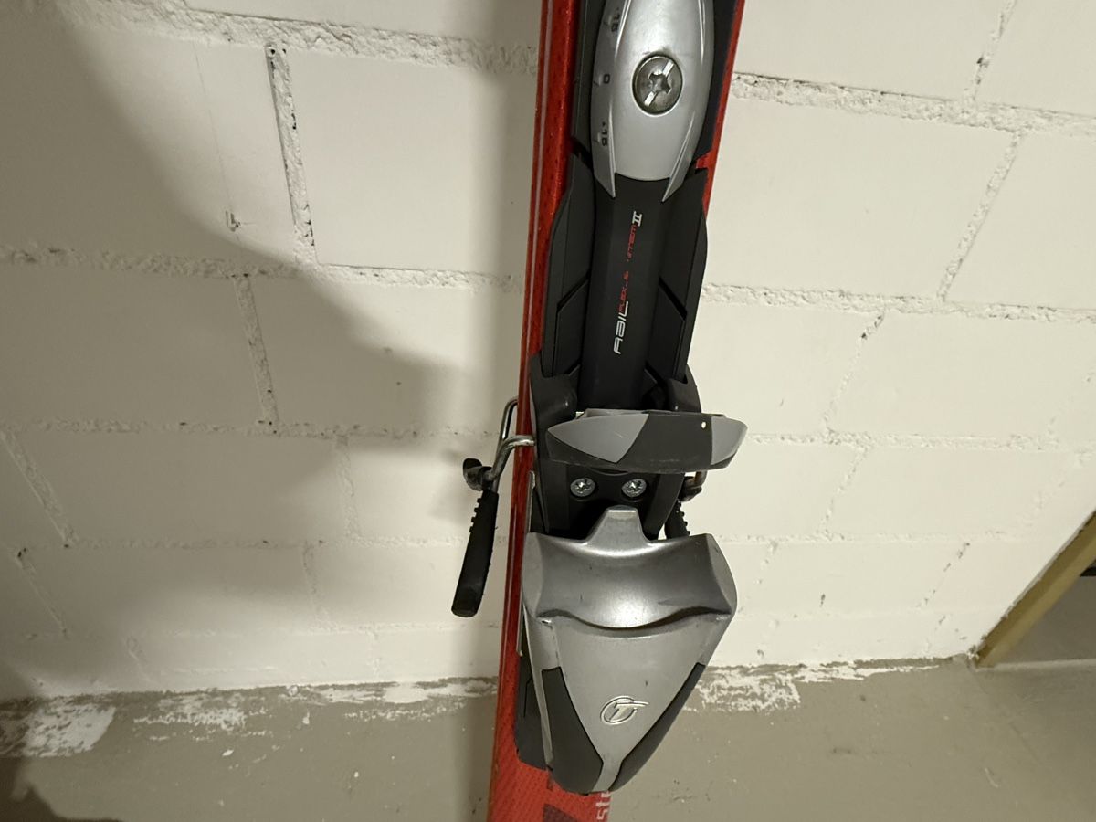 Head Skis: Ski rot Head – Gebraucht aus Rothenhausen von bie_j8l5 2