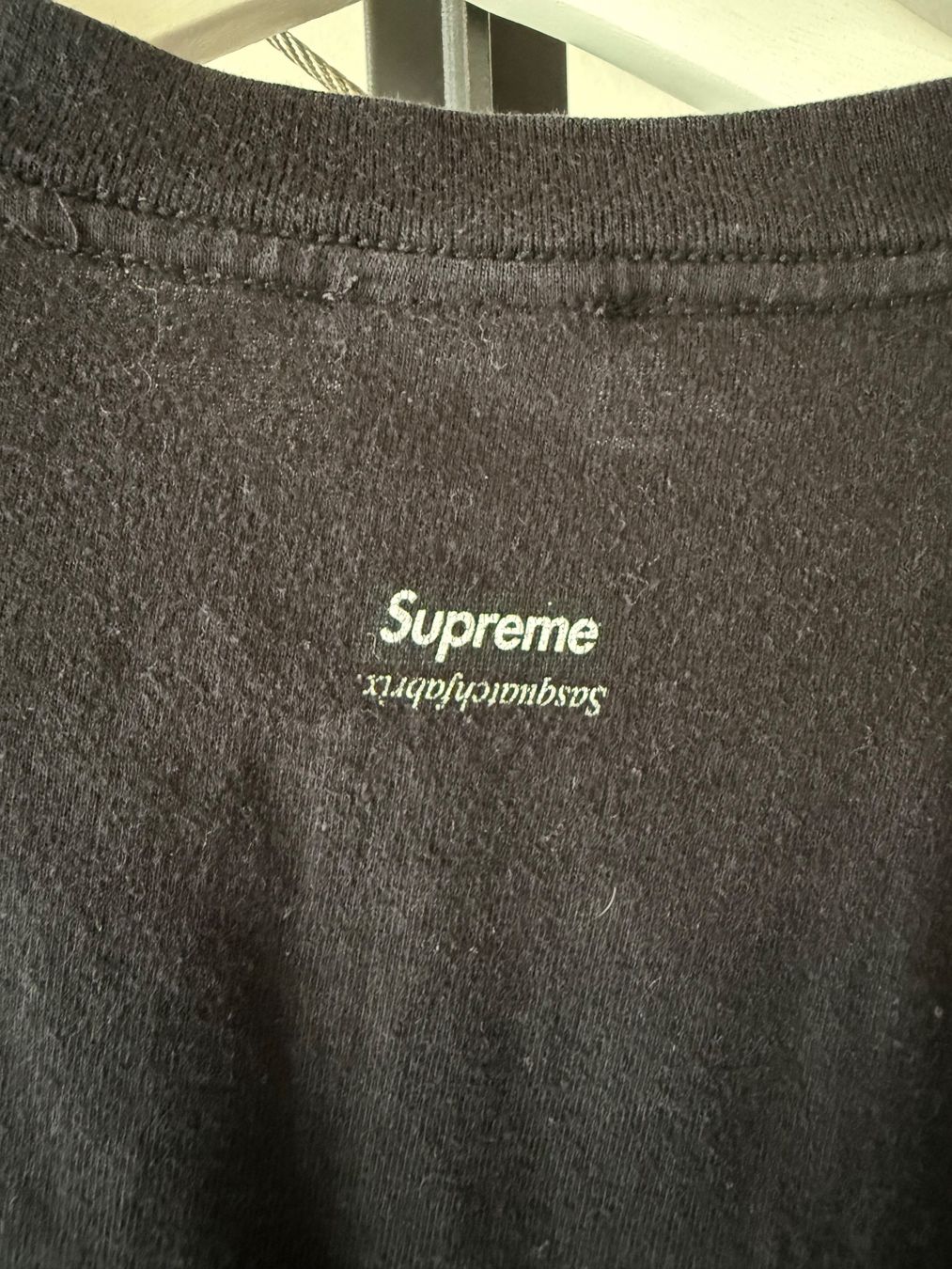 Supreme T-shirt: Supreme Sasquatchfabrix Goldfish Tee – Usato da Worb venduto da le_castor 3