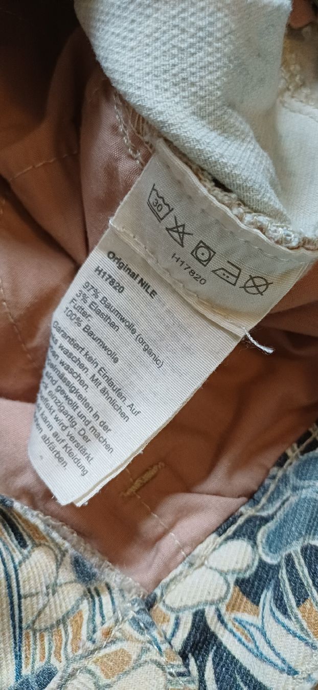 Nile Pantalons: Hose Nile S/M – D'occasion à Alpthal par Ing3_rid 3