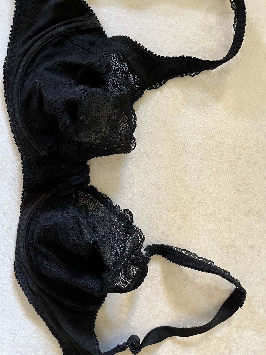 Sonstige Unterwäsche: Black Underwire Bra, 75 C, used – Gebraucht aus Zürich von ShopaholicGems