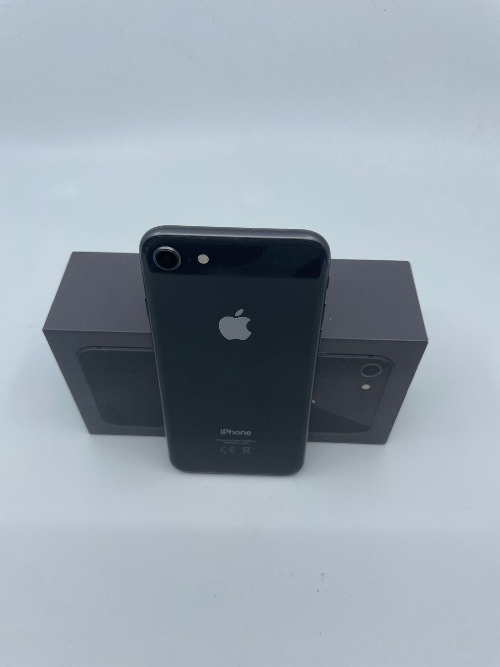 Apple Portables: Apple iPhone 8 64GB Space Grey + Smart Battery – Neuf (Voir description) à Zürich par Waikiki57 3
