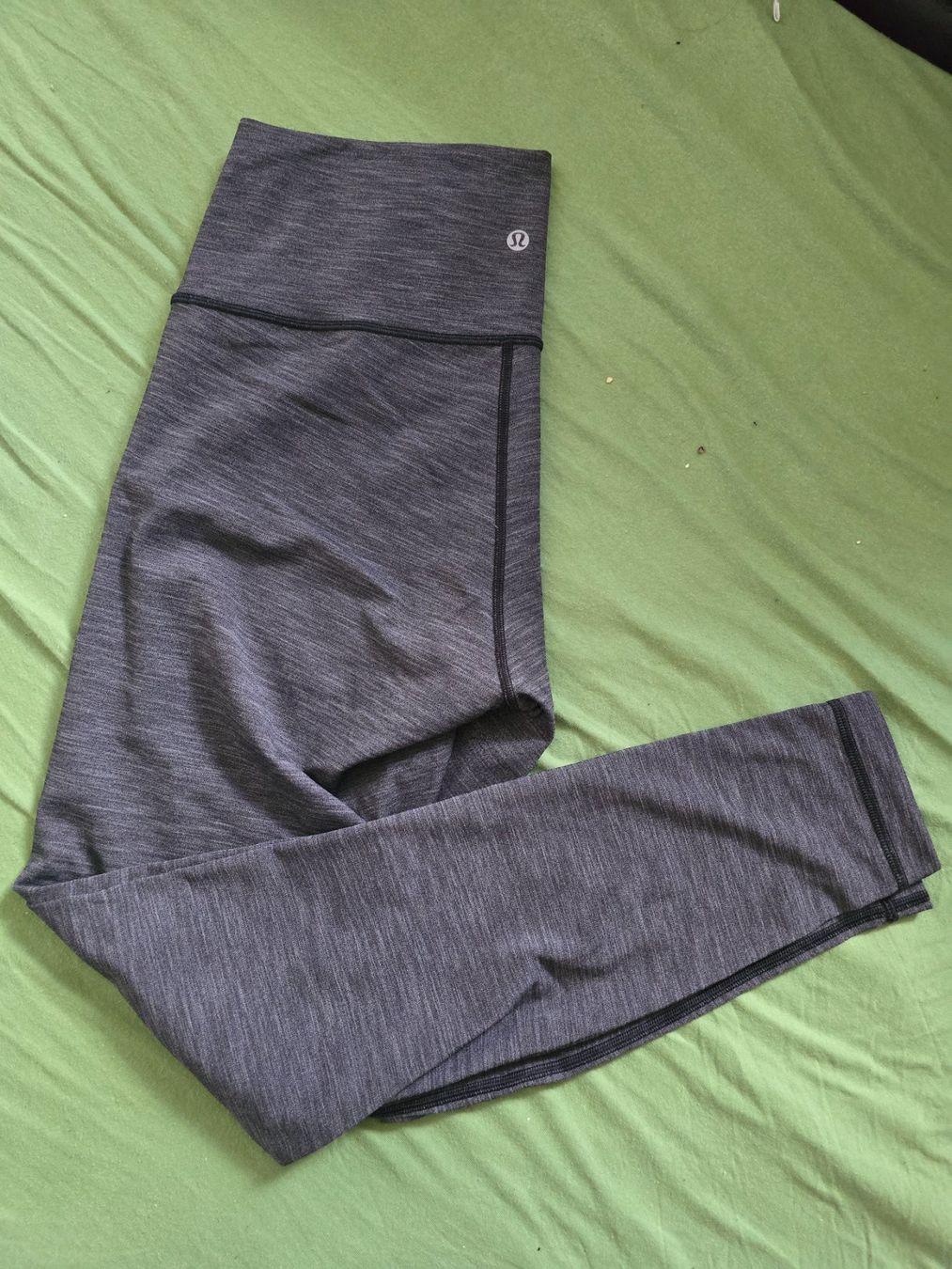 Lululemon Leggings: Lululemon Leggings Grösse 12 – Usato da Oftringen venduto da Sparkatze 3