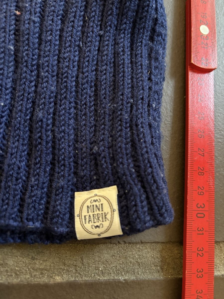 Altro abbigliamento: Strickweste Mini Fabrik dunkelblau Grösse ca 86/92 – Usato da Weiningen ZH venduto da plipp_90 1