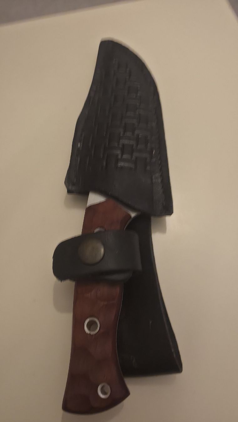 Accessori: Jagdmesser / Lederscheide, – Nuovo e nell'imballaggio originale da St. Margrethen SG venduto da Duezenli61 7