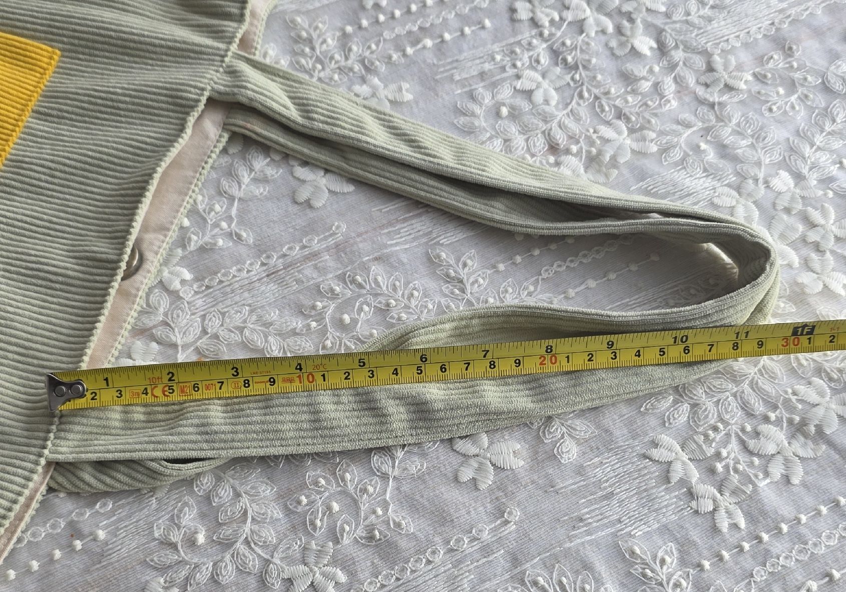 Borse da donna: Cord Shopper Bag mit gelber Tasche – Usato da Rheinsulz venduto da Gilea 6