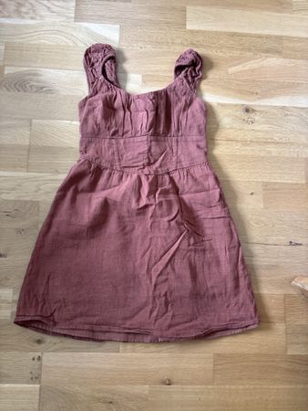 rostrotes kurzes Kleid von Hollister 