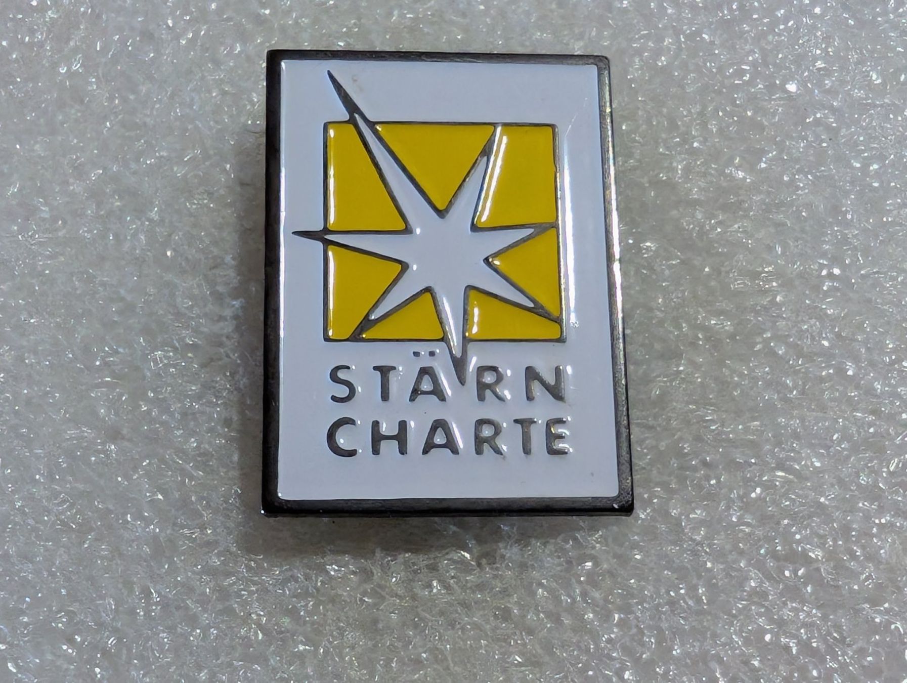 Placchette & Badge: Ansteckpin 99: Stärn Charte – Usato da Oppligen venduto da Pin-Fall-Shop