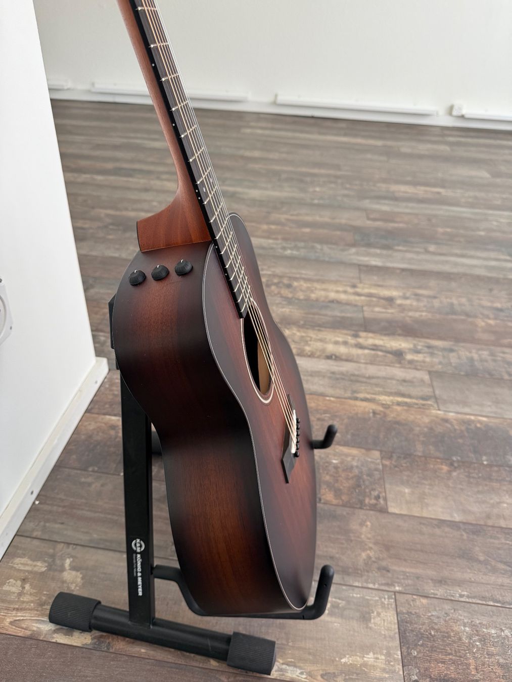 Taylor Strumenti musicali: Akustikgitarre Taylor GS Mini-e Koa Plus, ES-2 – Usato da Langnau am Albis venduto da Mzimmer 2
