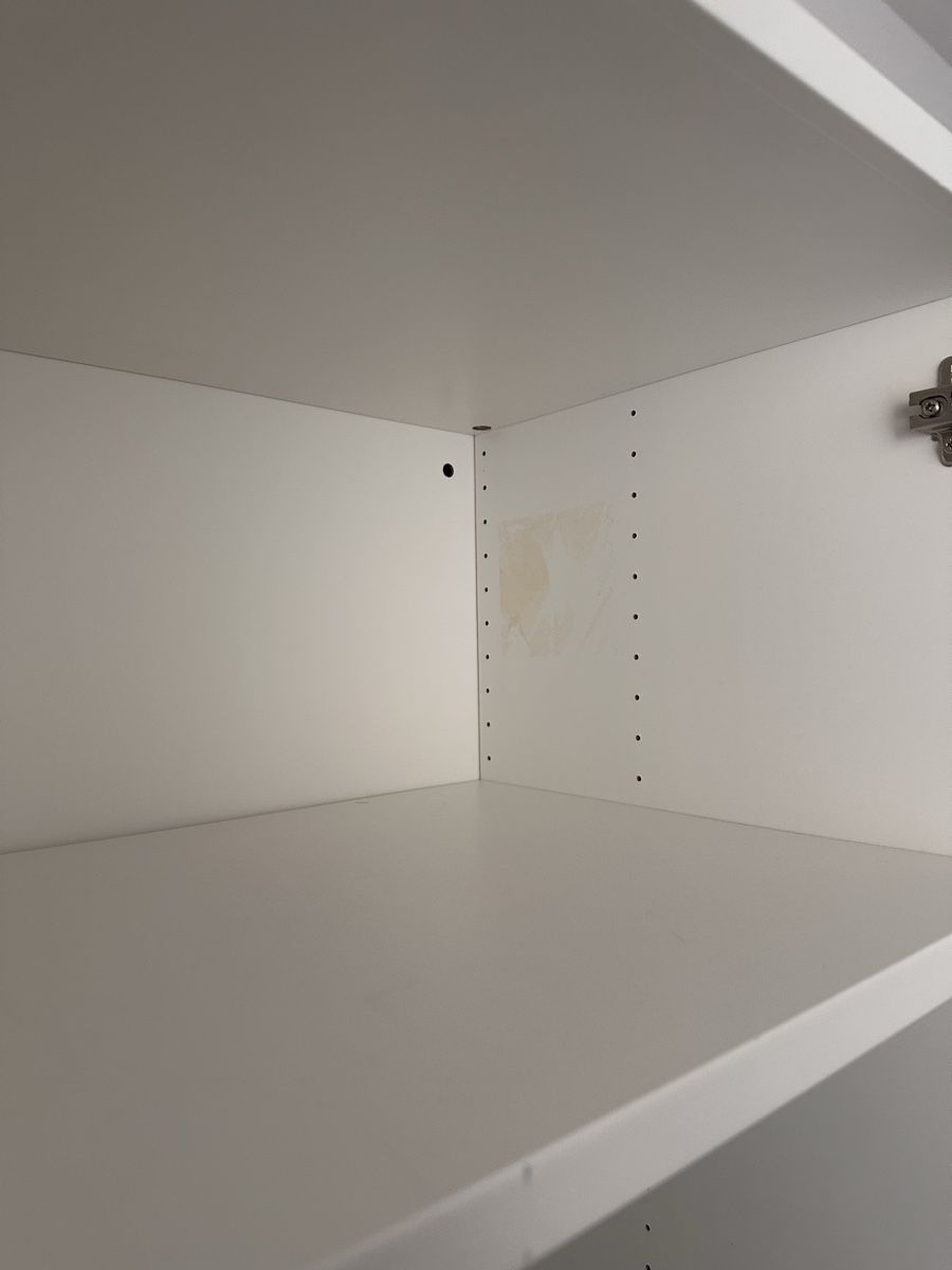 Armadi: Ikea Vitrinenschrank – Usato da Zürich venduto da Chez_Dali 1