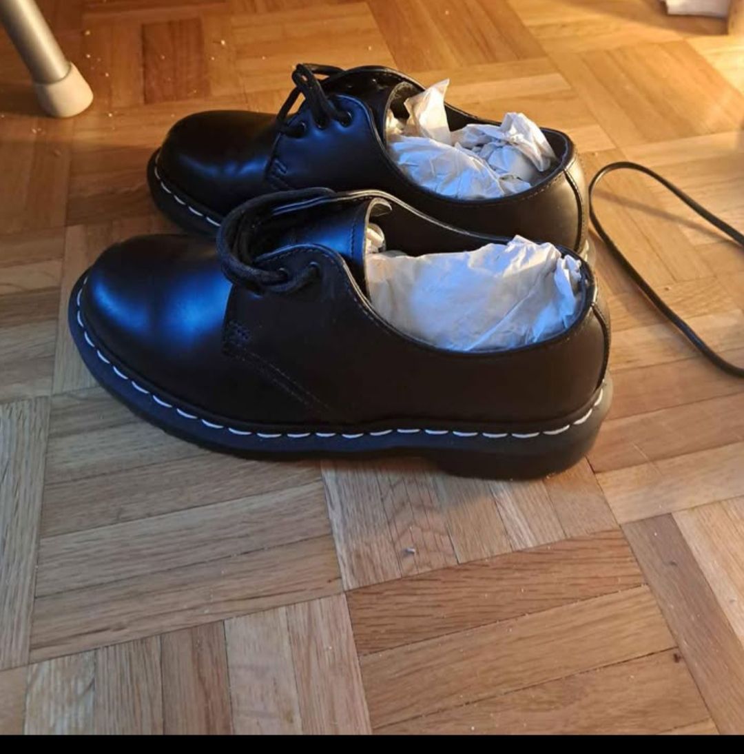 Dr. Martens Scarpe da uomo: Dr. Martens taille 37 – Nuovo (secondo la descrizione) da Aigle venduto da swa_kyg7 2